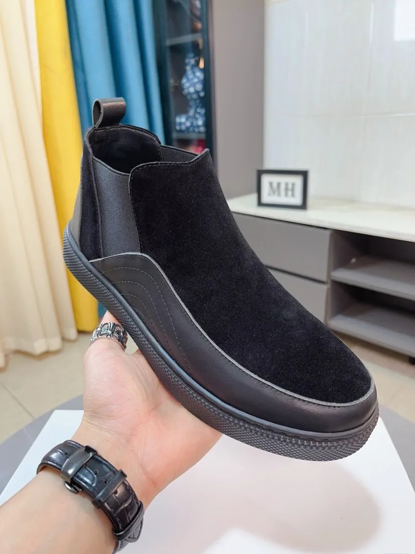 Men's shoes 💰440🌹🌹 [Prada] New high-top men's shoes for the Milan show are out, official website new model: 1 production 🔺original version, continuing the charm inheritance, innovation and tribute ⚫️Young and fashionable you must have 🎗movable feet and no smelly feet; imported cowhide mesh with wear-resistant rubber soles; suitable for all seasons, fashionable and versatile. Code number:38-44